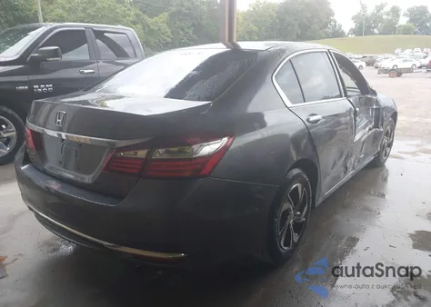 2016 Honda Accord Lx z USA, uszkodzony, nr VIN 1HGCR2F38GA155630